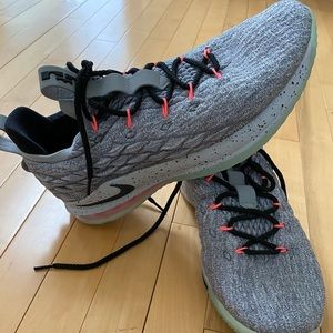 LeBron 15 low ‘Melon’